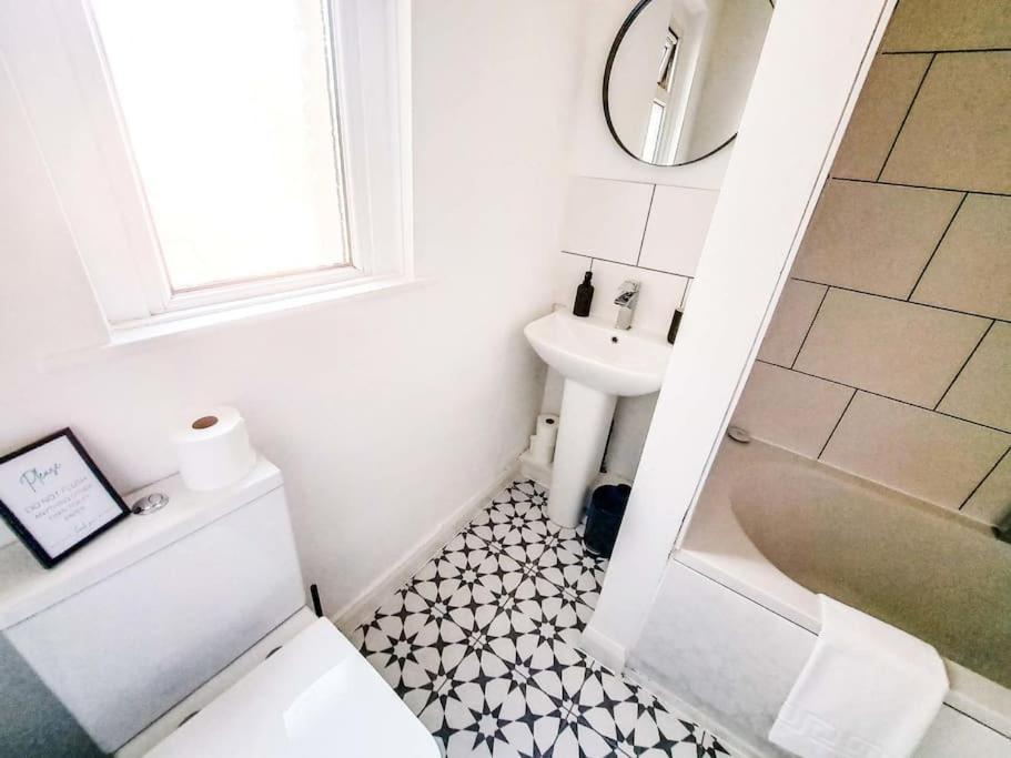 Ferienwohnung 3 Bed Flat Near To Cardiff And Cardiff Bay Exterior foto