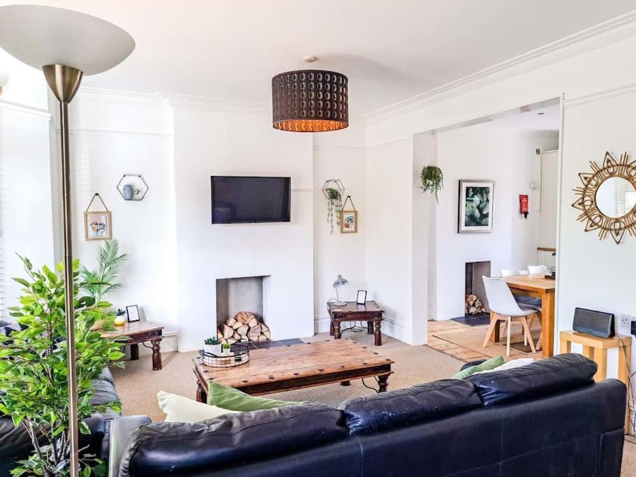 Ferienwohnung 3 Bed Flat Near To Cardiff And Cardiff Bay Exterior foto